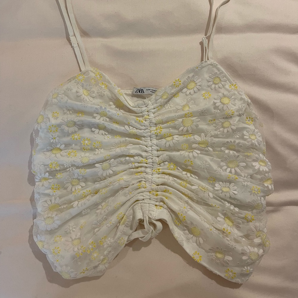 Zara daisy top! Worn once